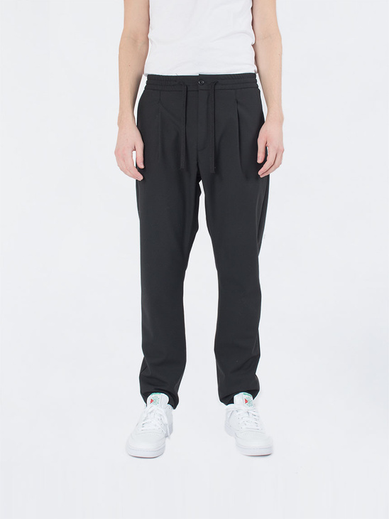 ADNYM ARE E 191 Black