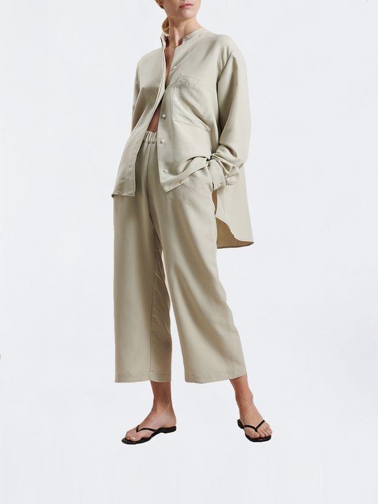 A Part of The Art Airy Pants Pistage Green