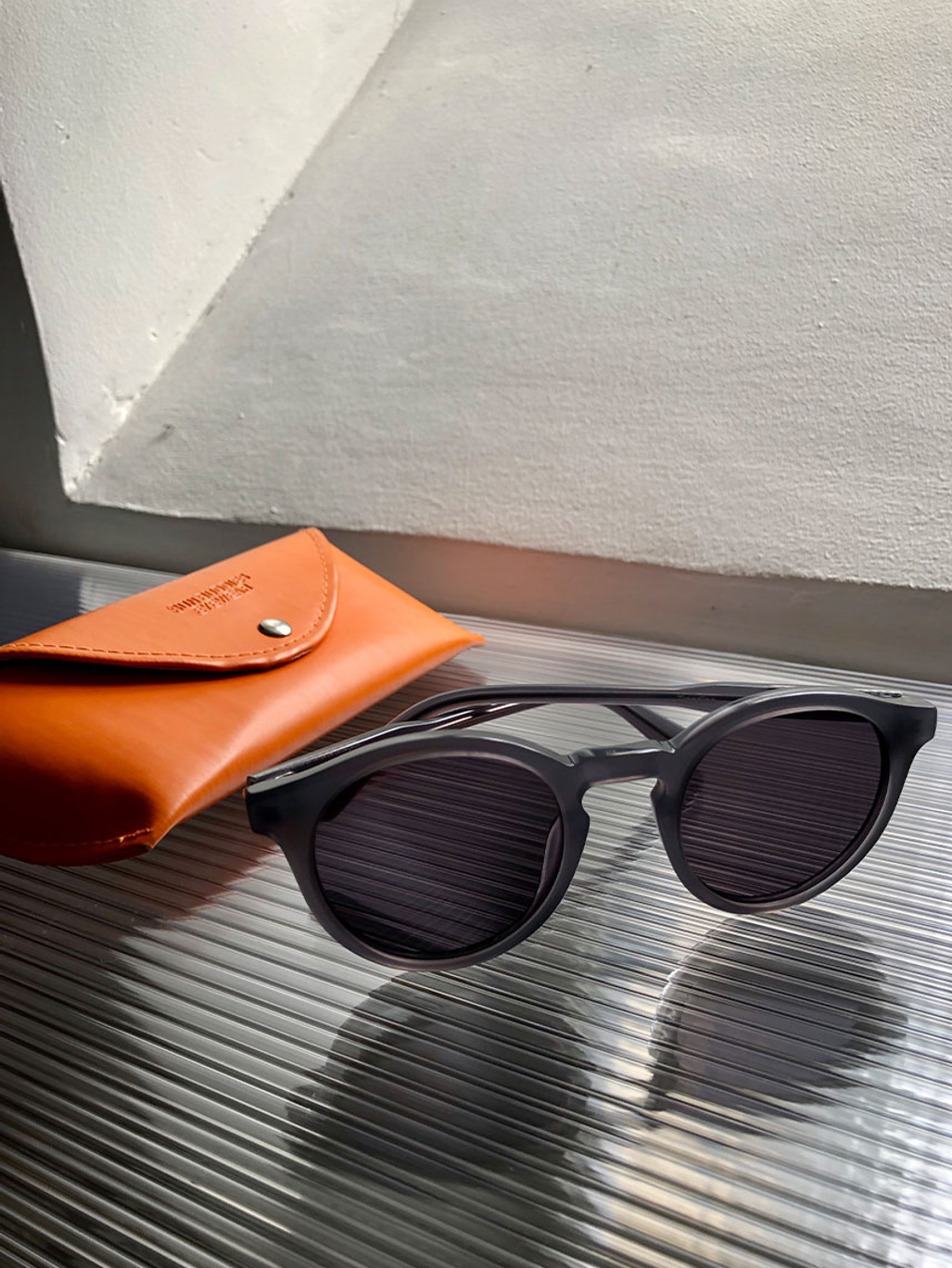 Second Hand Sun Buddies Sunglasses