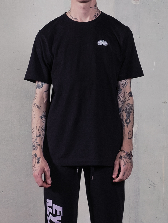 Leslie Tay x Urbanears Teal Green Fingers T-Shirt Black