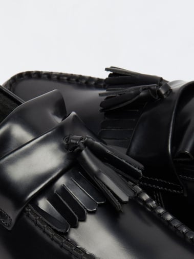 Dr. Martens Adrian Black Polished Smooth
