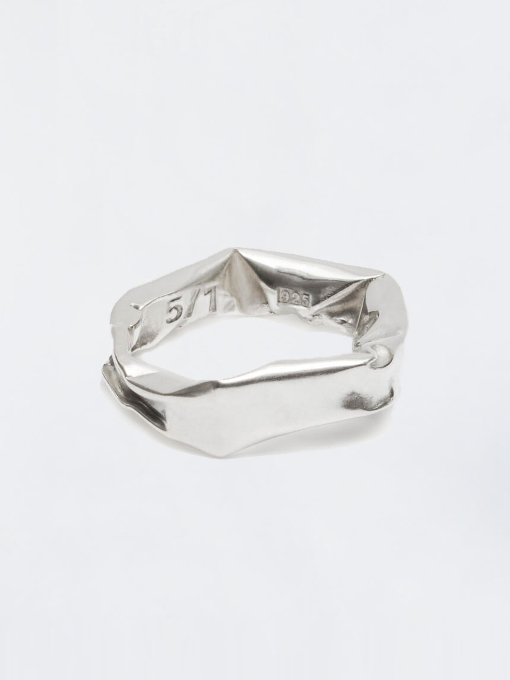 Kultur5 Buckled Ring Silver