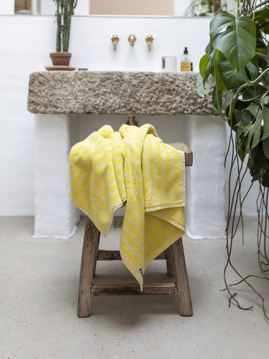Bongusta Naram Bath Towel Pristine / Neon Yellow