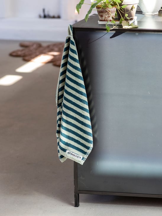 Bongusta Naram Guest Towel Sea Foam / Deep Teal