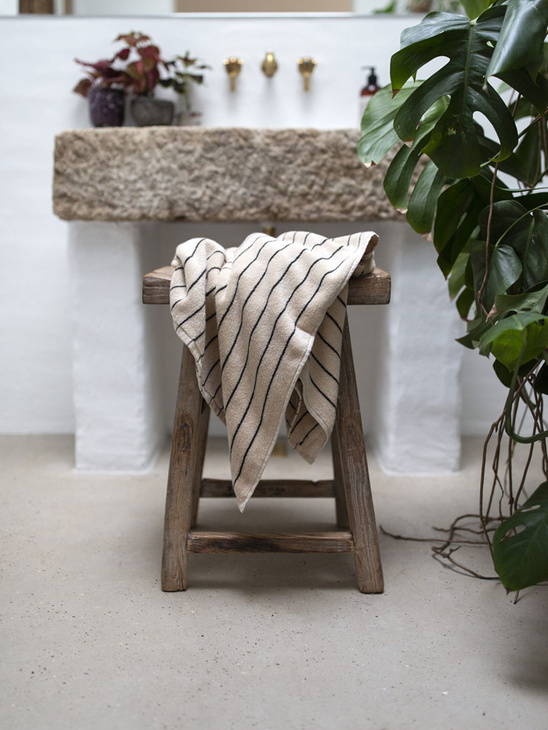 Bongusta Naram Bath Towel Creme / Ink
