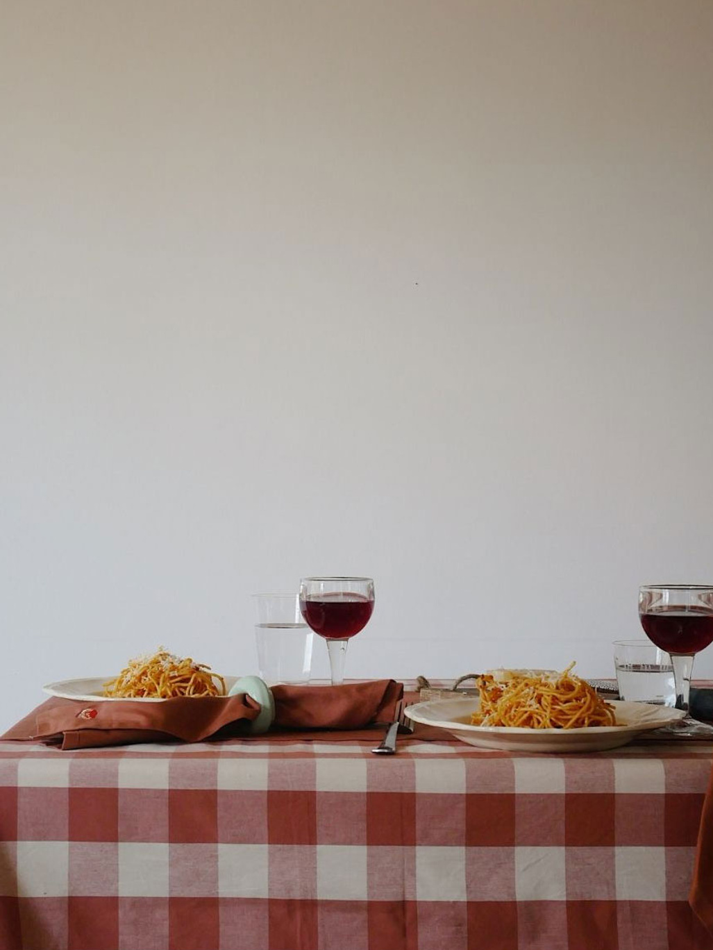 Midnatt Table Cloth Bertel