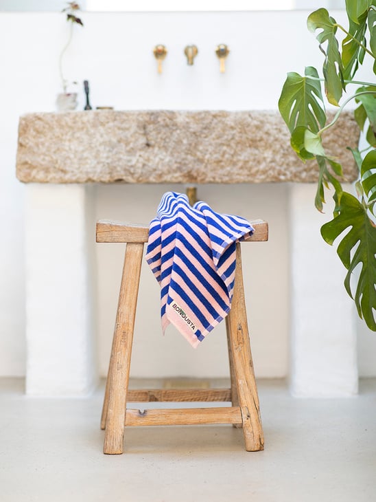 Bongusta Naram Guest Towel Dazzling Blue / Rose
