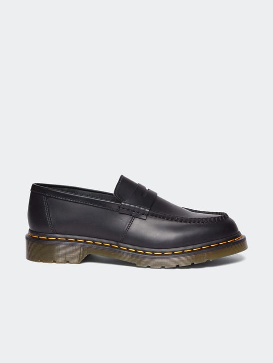Dr. Martens Penton Black Smooth