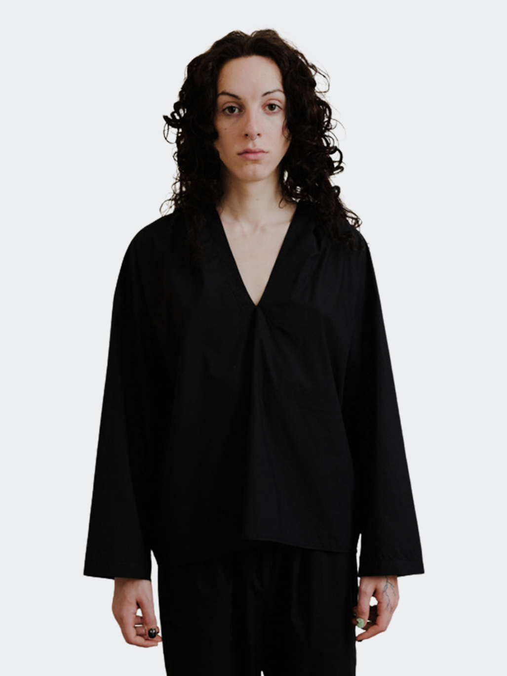Baserange Hujui Top Black