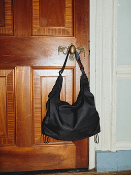 Arcs HEY Sling Bag Black
