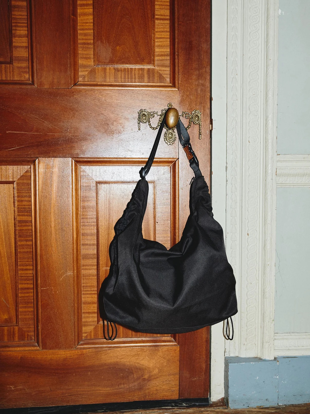 Arcs HEY Sling Bag Black