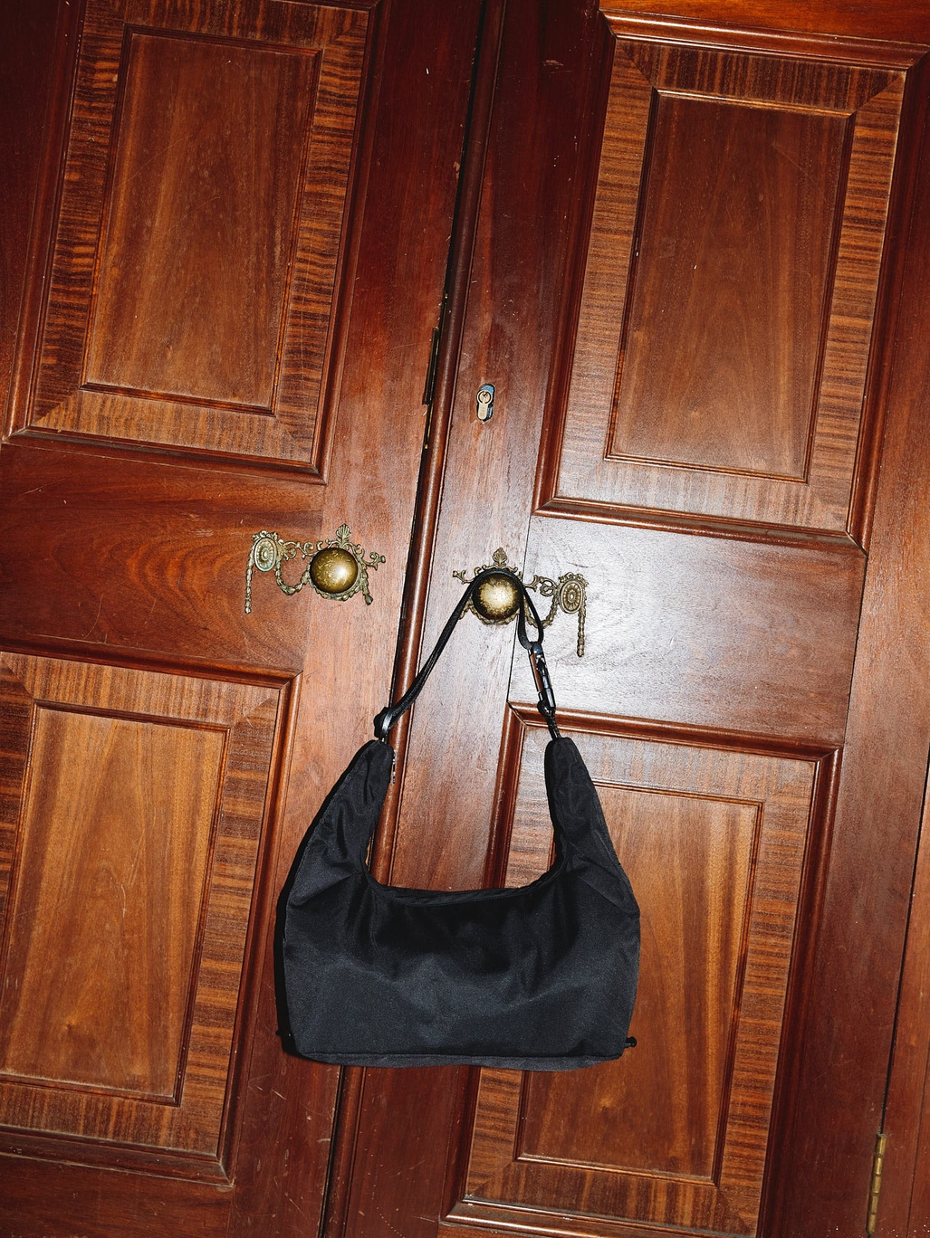 Arcs LITTLE HEY Sling Bag Black