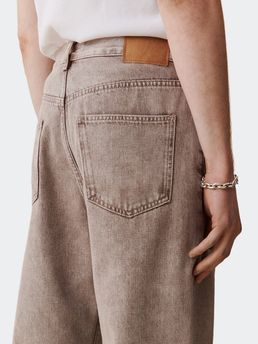 Jeanerica Vega Clay 8 Weeks