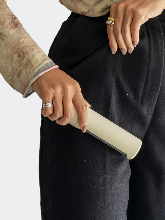 Steamery Lint Brush Sand