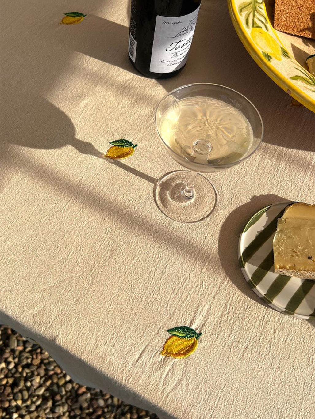 Midnatt Table Cloth Lemon 180x145