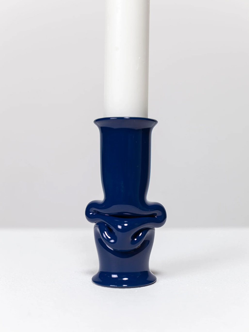(a.o.t.) Solo Candle Holder Midnight Blue
