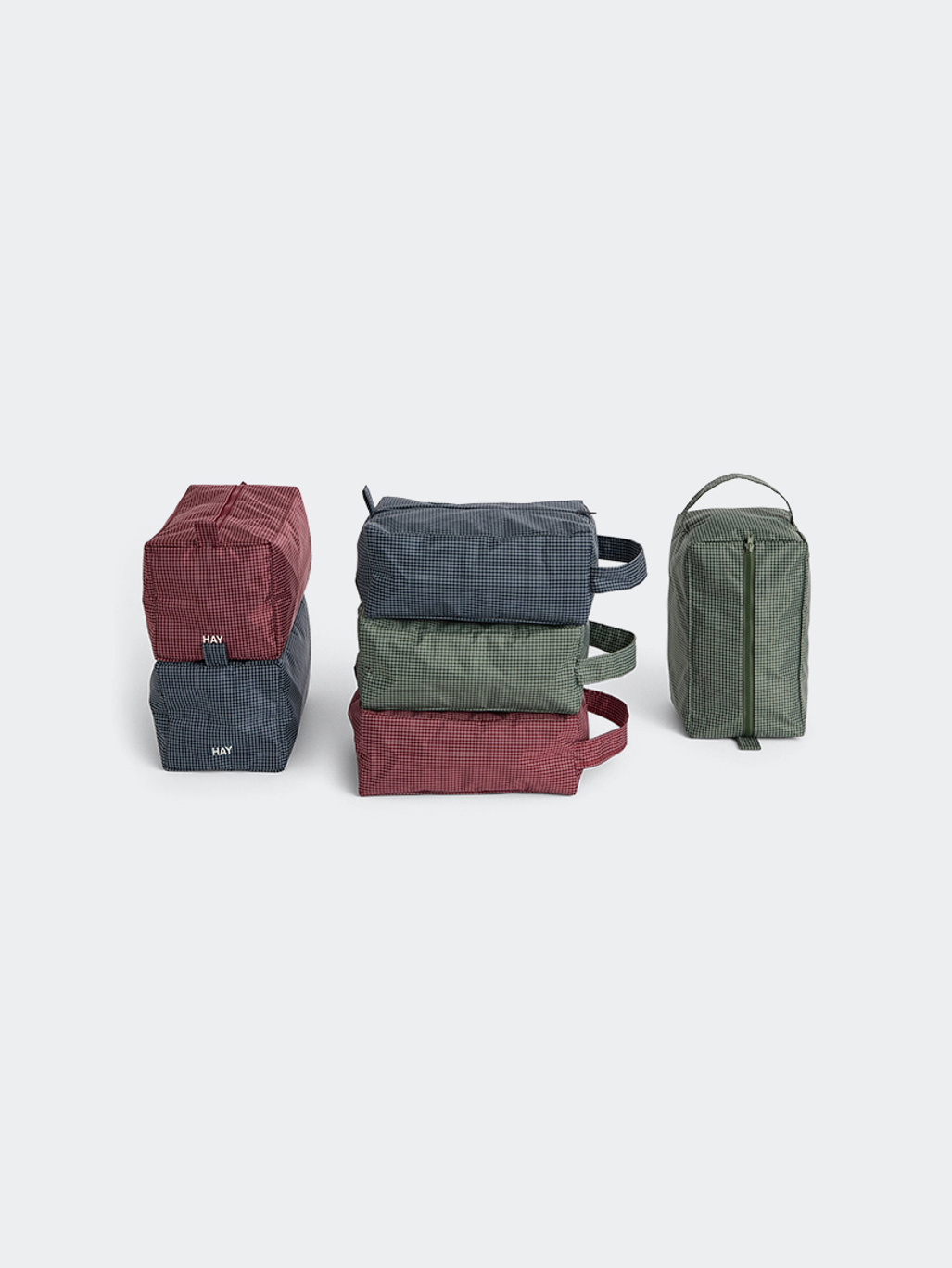 HAY Grid Wash Bag Medium Dark Green