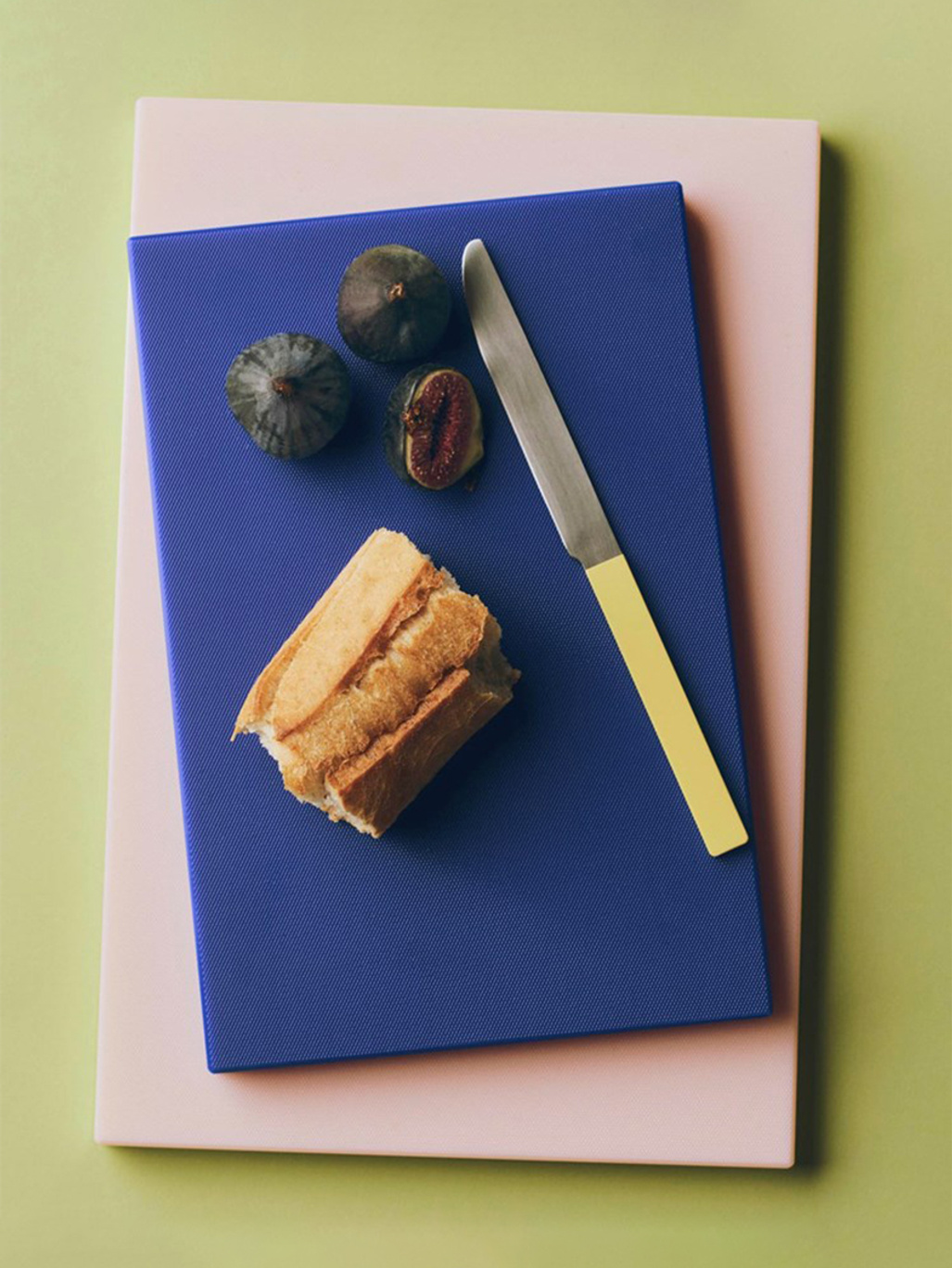 HAY Slice Chopping Board Large Baby Pink